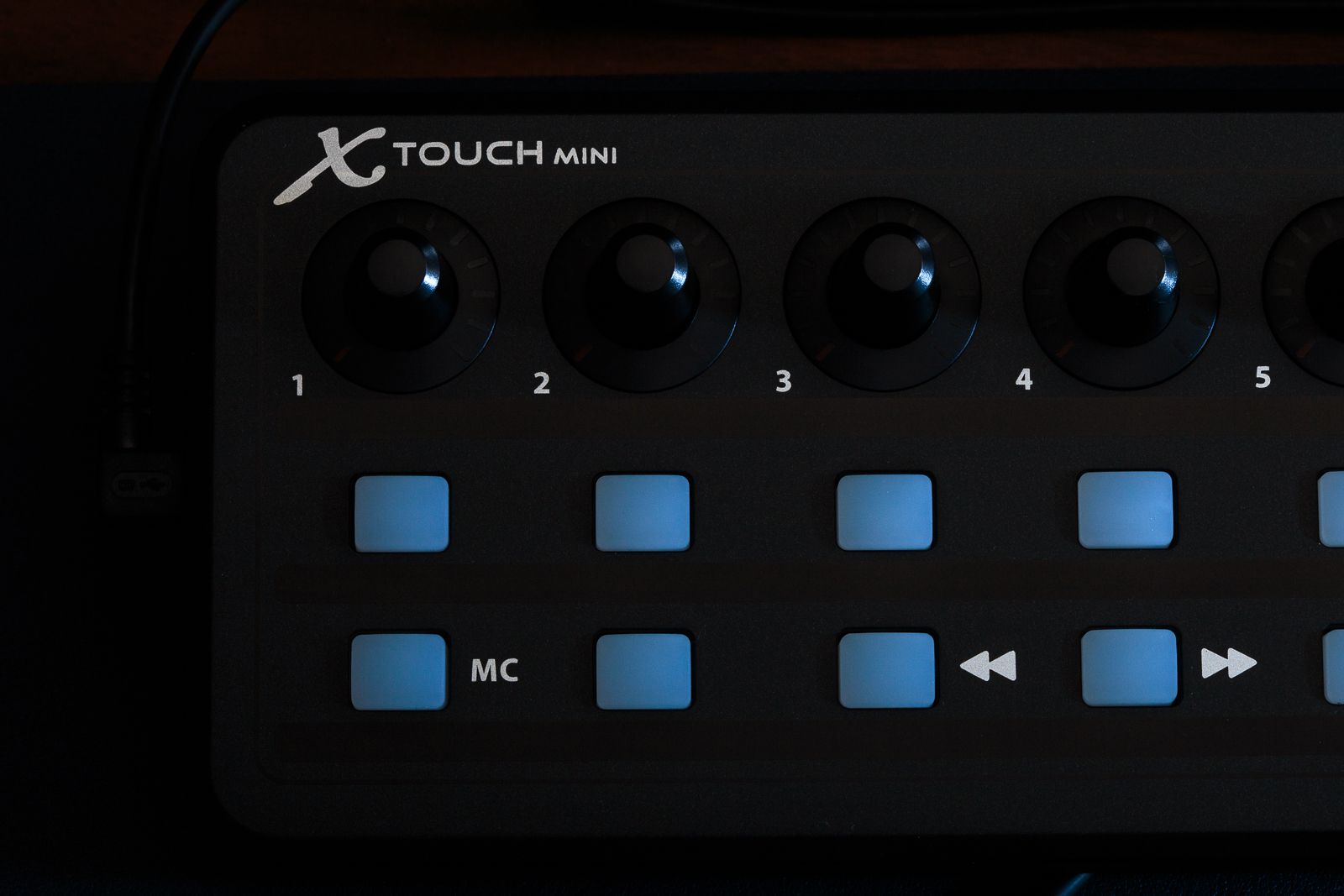 X-TOUCH MINI」でLightroom現像を直感的に行おう | インディファレンス